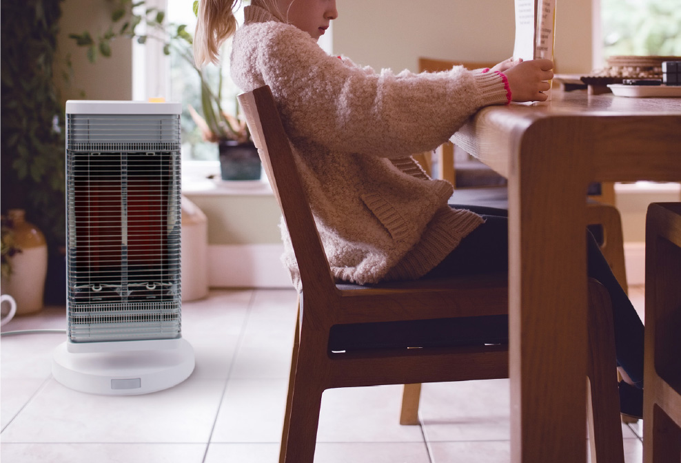 2025年モデル 遠赤外線暖房機 セラムヒート 特長 家電量販店取扱製品 